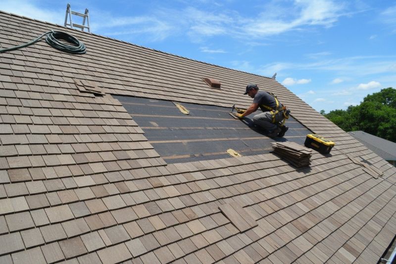 Wood Shingles Repair in Middleburg, VA